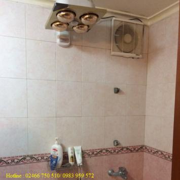 Phòng tắm rộng trên 6m2 nên chọn đèn sưởi loại nào?